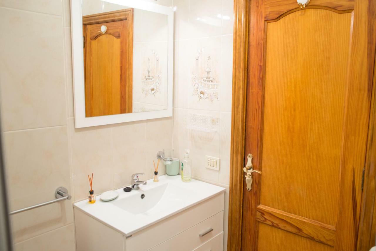 Europa 1 Dormitorio Puerto de Santiago  Esterno foto